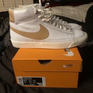 Nike blazer